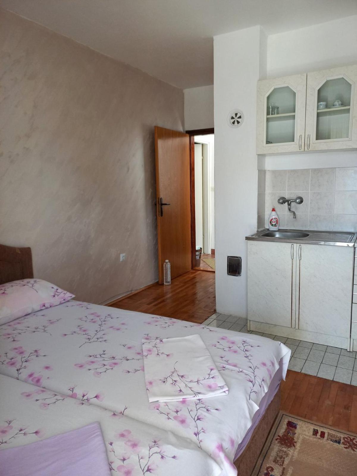 Apartmani Palma Sutomore Eksteriør bilde